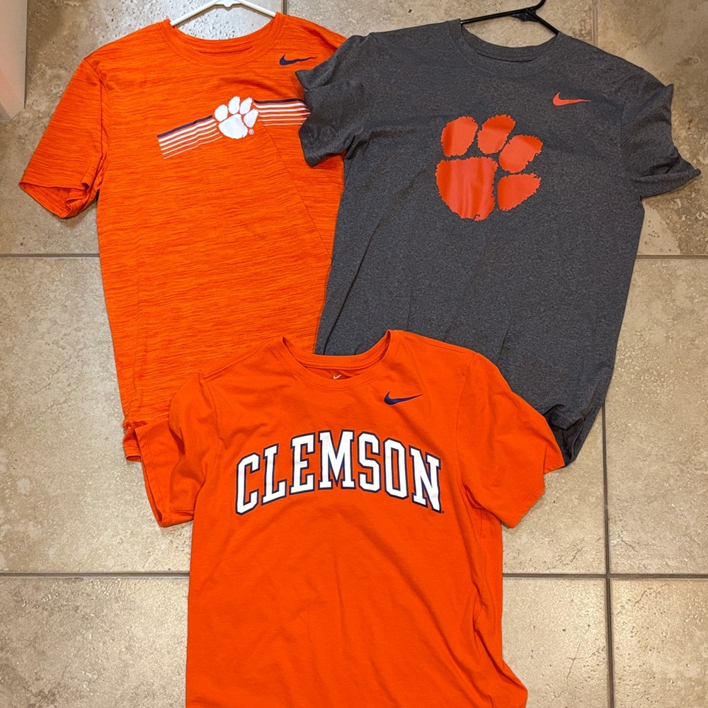Bundle of Nike Clemson Tigers T-Shirts, Medium, Perfect Condition. 2 Dri-Fit